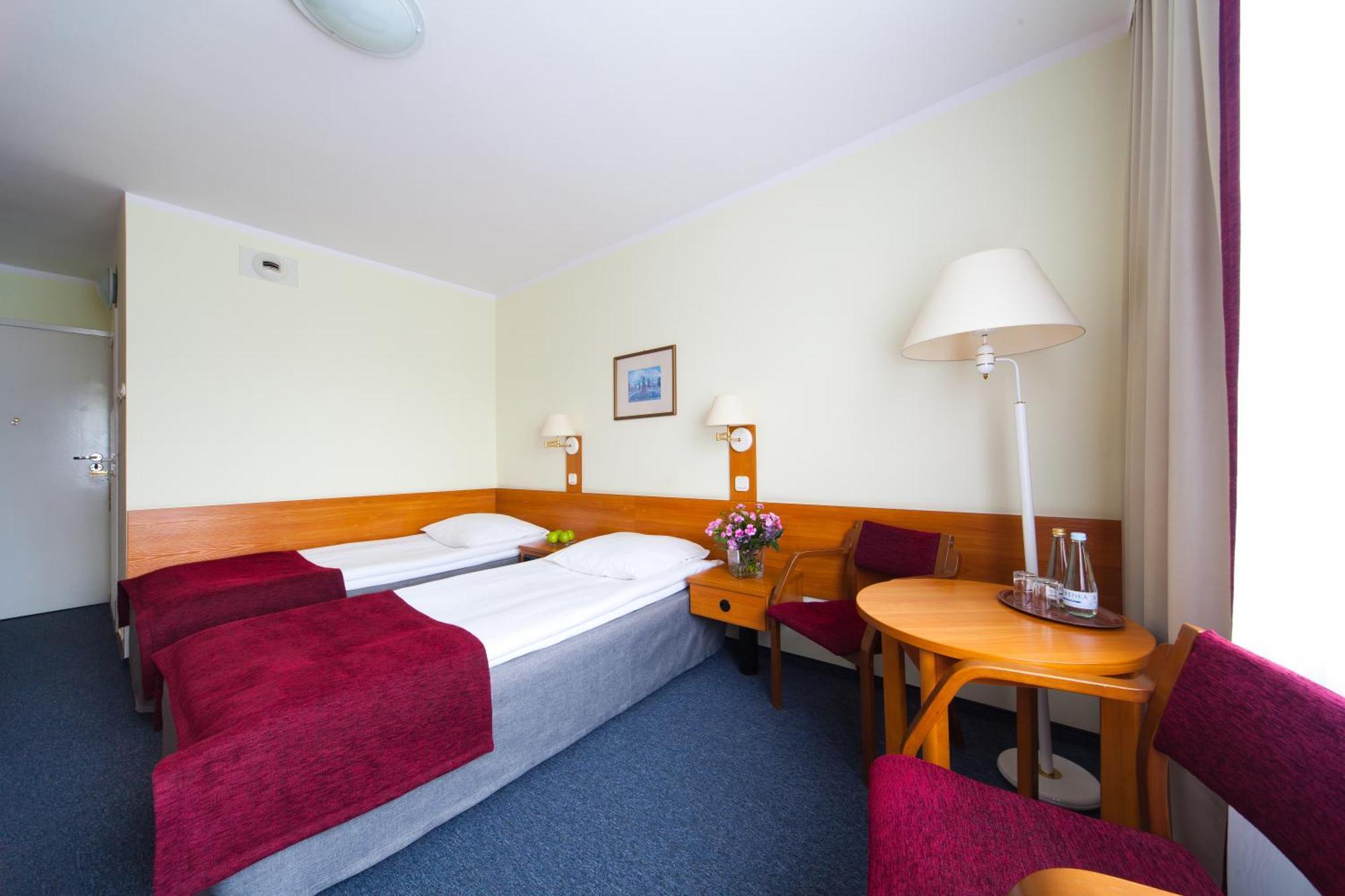 Hotel Ior Poznan Luaran gambar
