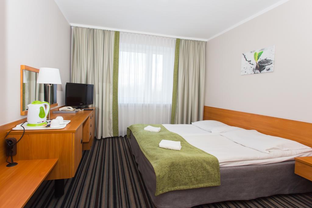 Hotel Ior Poznan Luaran gambar